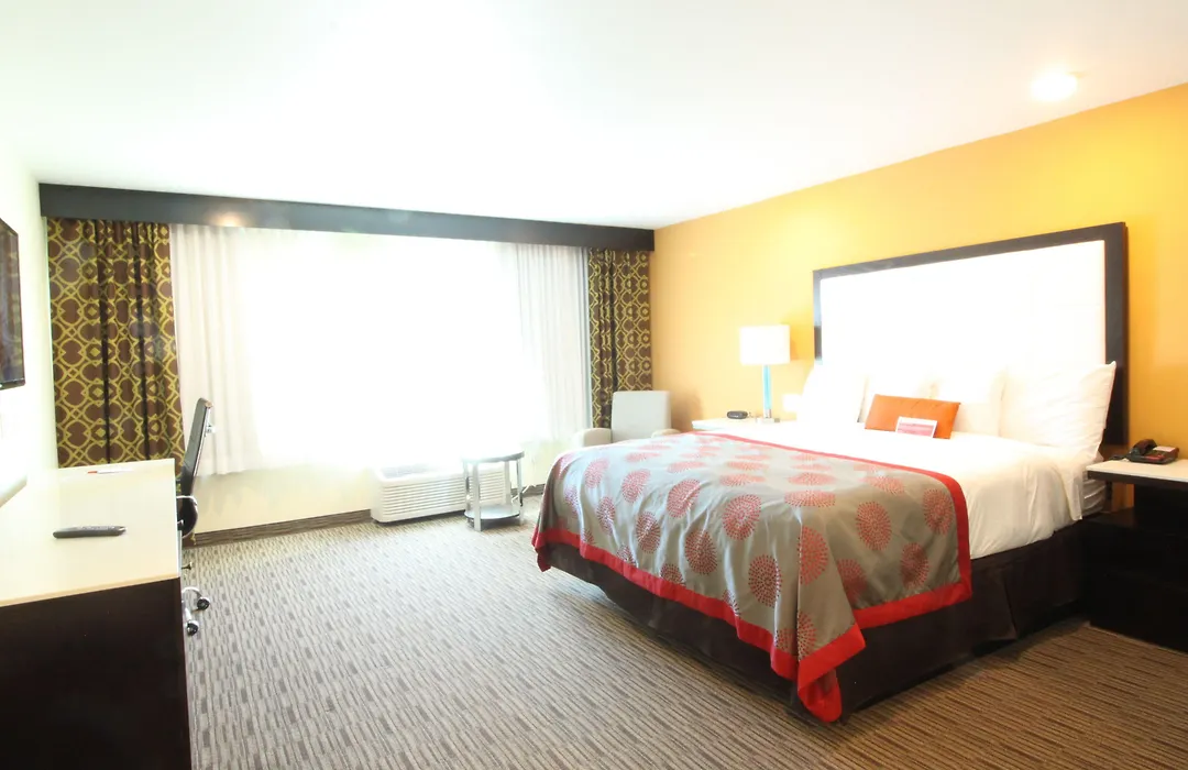 Ramada By Wyndham Culver City-1